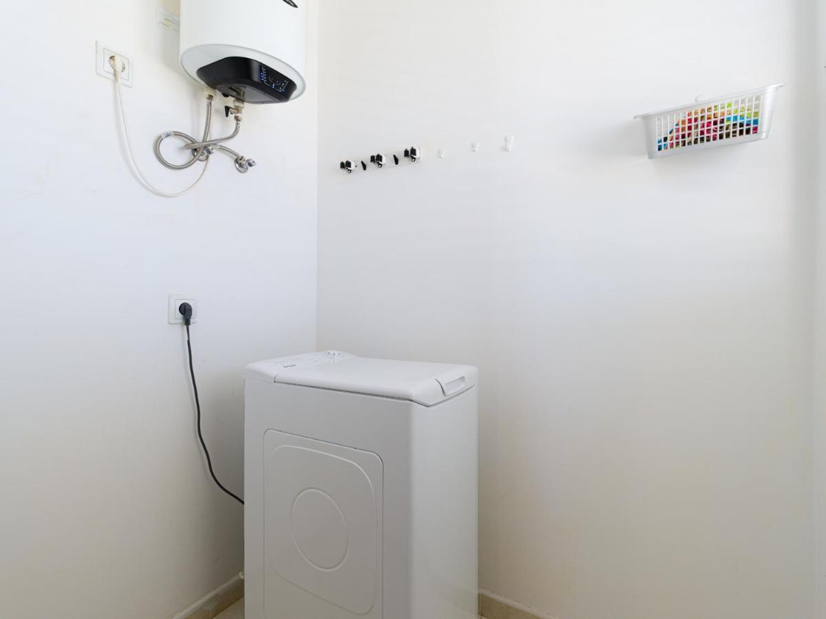Homeforguest Apartamento Con Terraza En El Puerto De Apartment Corralejo